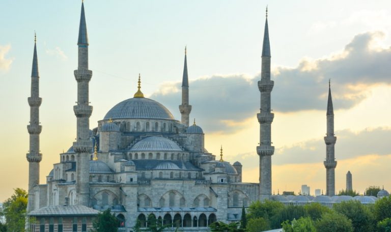Read more about the article لندن سے استنبول اورقونیہ کا علمی و ادبی سفر